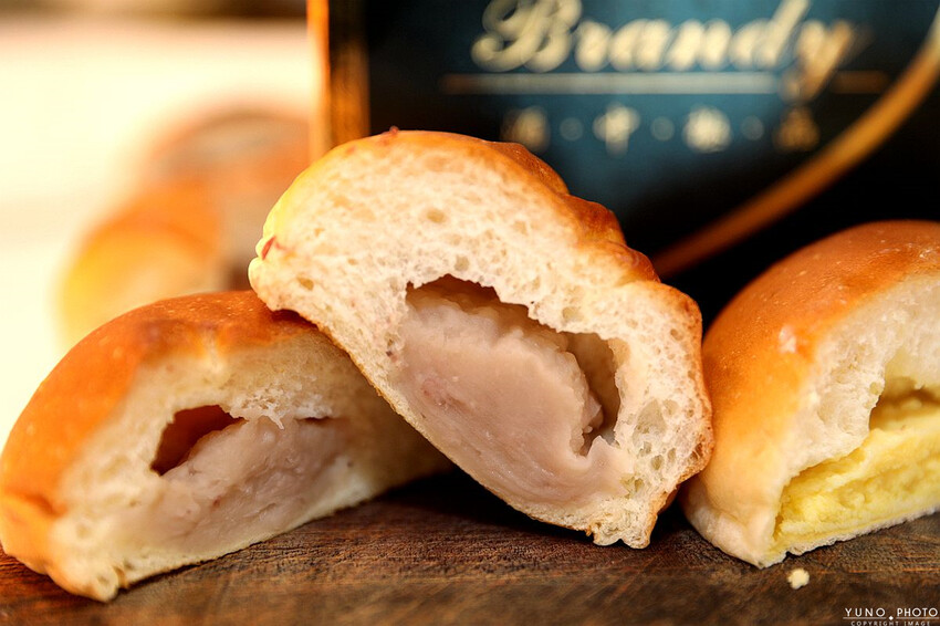 台中市中區老字號麵包店 經典日式烘焙工法美味白蘭地「酒種麵包」