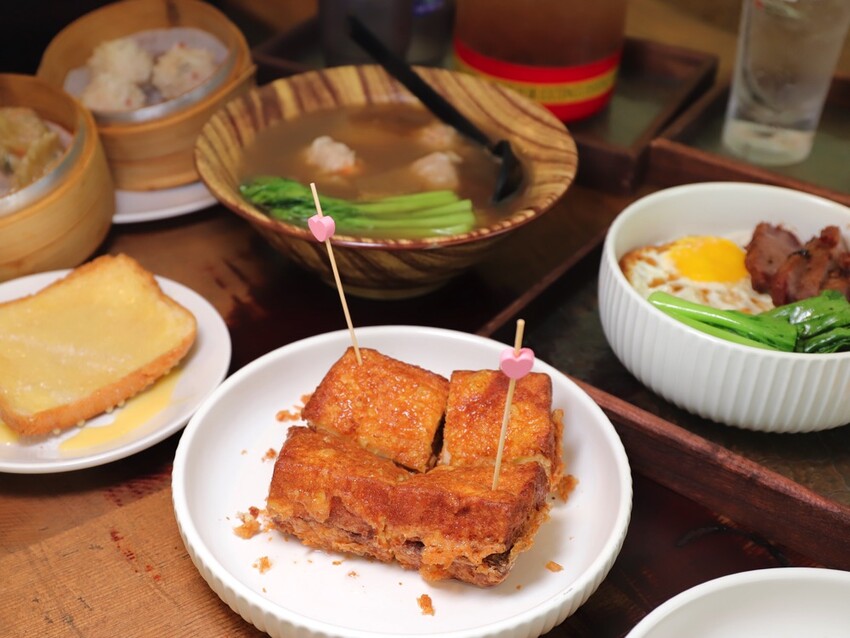 台南港式茶餐廳必點!黯然銷魂叉燒飯,壽星送超狂調酒。