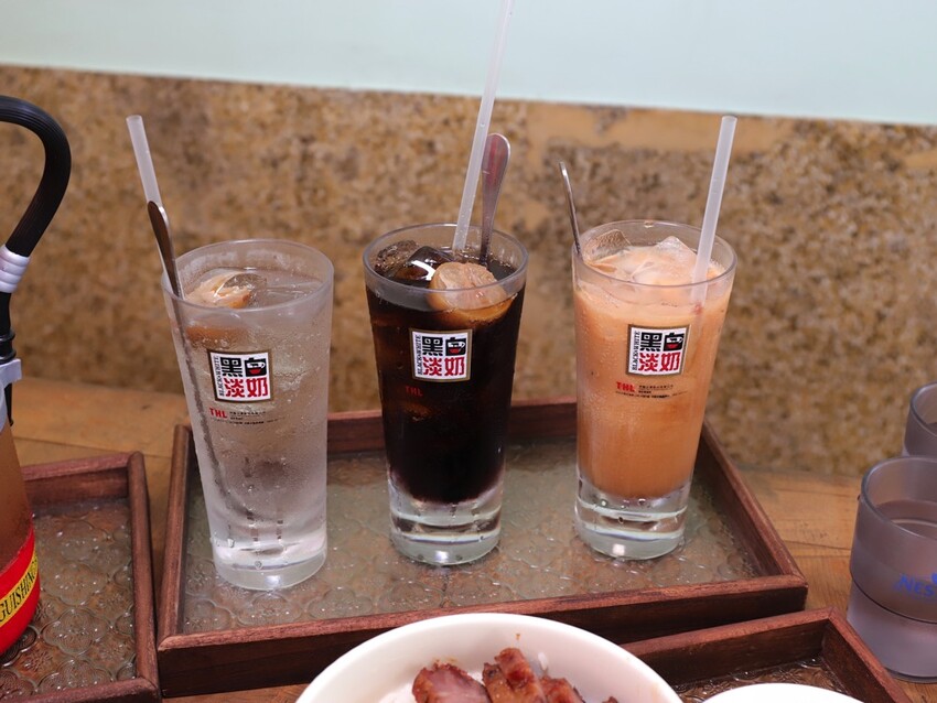 台南港式茶餐廳必點!黯然銷魂叉燒飯,壽星送超狂調酒。