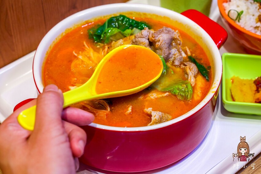 新北市永和區【永和美食】用六快煮鍋,平價小火鍋滷肉飯冰沙免費續