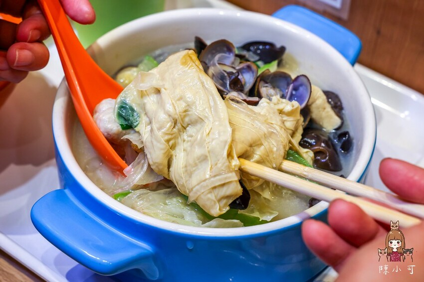 新北市永和區【永和美食】用六快煮鍋,平價小火鍋滷肉飯冰沙免費續