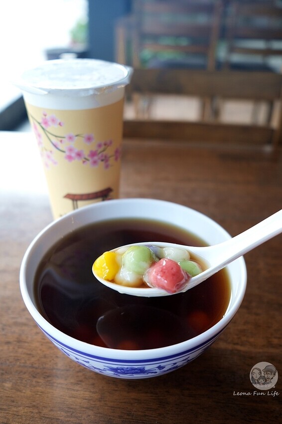 台中市中區台中北區美食|月春粉粿-阿嬤的古早味粉粿、五行湯圓,近台中公園、日曜天地