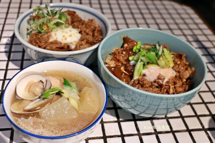 彰化縣彰化市彰化AGA DELI BURGER漢堡｜彰化美食必吃AGA手作漢堡肉肉超厚、溫沙拉味道極好！