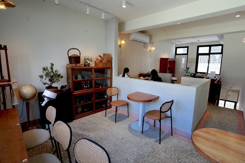 台南市北區吃。台南市|北區。「窗扉 Window Cocoa」新店搶先報報!!!!!隱身在巷弄裡老宅獨特可可飲品咖啡店,老洋房日