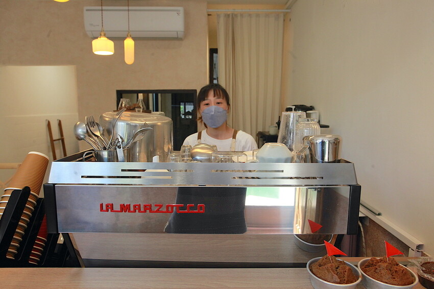 台南市北區吃。台南市|北區。「窗扉 Window Cocoa」新店搶先報報!!!!!隱身在巷弄裡老宅獨特可可飲品咖啡店,老洋房日