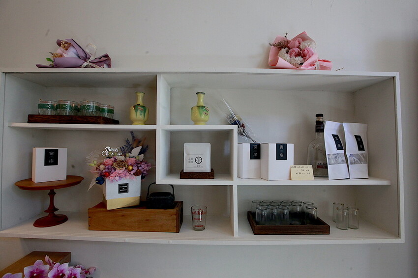 台南市北區吃。台南市|北區。「窗扉 Window Cocoa」新店搶先報報!!!!!隱身在巷弄裡老宅獨特可可飲品咖啡店,老洋房日