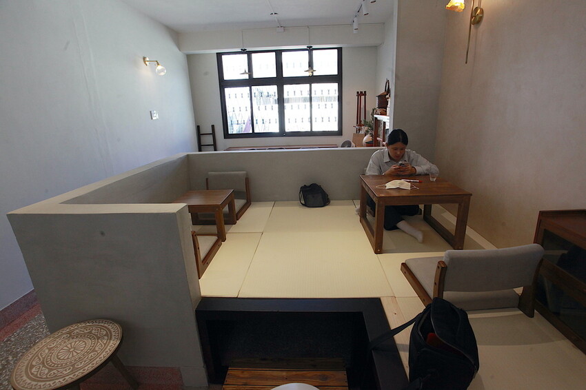 台南市北區吃。台南市|北區。「窗扉 Window Cocoa」新店搶先報報!!!!!隱身在巷弄裡老宅獨特可可飲品咖啡店,老洋房日