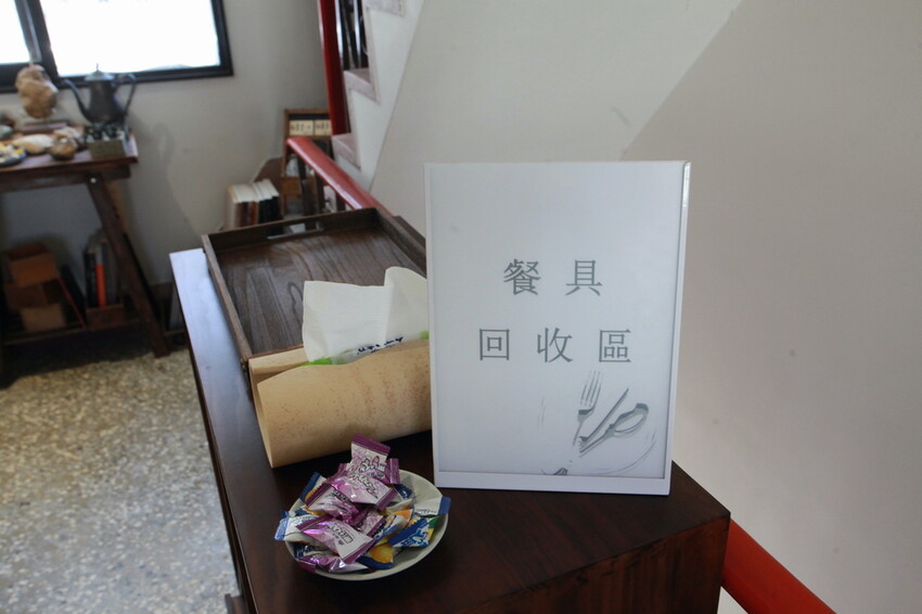 台南市北區吃。台南市|北區。「窗扉 Window Cocoa」新店搶先報報!!!!!隱身在巷弄裡老宅獨特可可飲品咖啡店,老洋房日