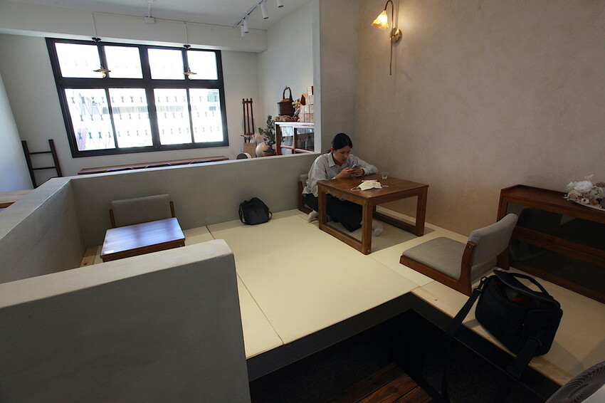 台南市北區吃。台南市|北區。「窗扉 Window Cocoa」新店搶先報報!!!!!隱身在巷弄裡老宅獨特可可飲品咖啡店,老洋房日