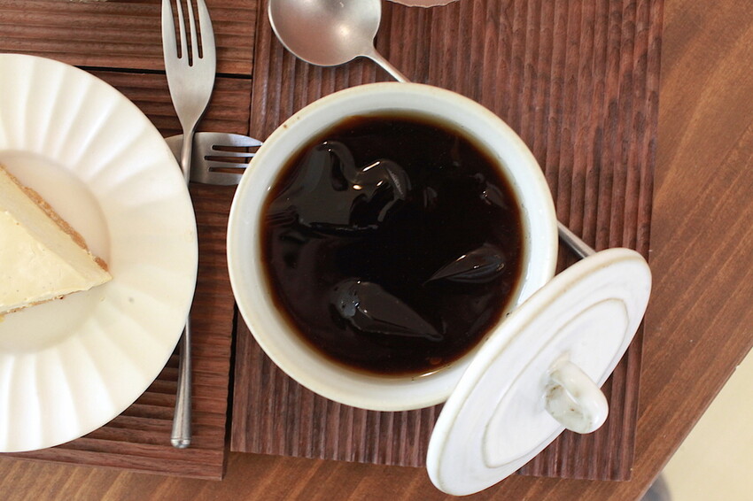 台南市北區吃。台南市|北區。「窗扉 Window Cocoa」新店搶先報報!!!!!隱身在巷弄裡老宅獨特可可飲品咖啡店,老洋房日