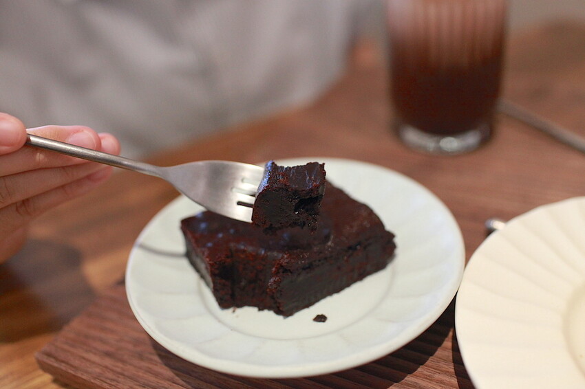 台南市北區吃。台南市|北區。「窗扉 Window Cocoa」新店搶先報報!!!!!隱身在巷弄裡老宅獨特可可飲品咖啡店,老洋房日