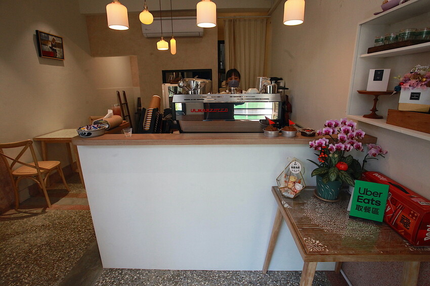 台南市北區吃。台南市|北區。「窗扉 Window Cocoa」新店搶先報報!!!!!隱身在巷弄裡老宅獨特可可飲品咖啡店,老洋房日