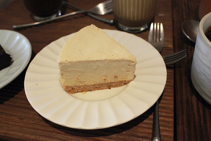 台南市北區吃。台南市|北區。「窗扉 Window Cocoa」新店搶先報報!!!!!隱身在巷弄裡老宅獨特可可飲品咖啡店,老洋房日