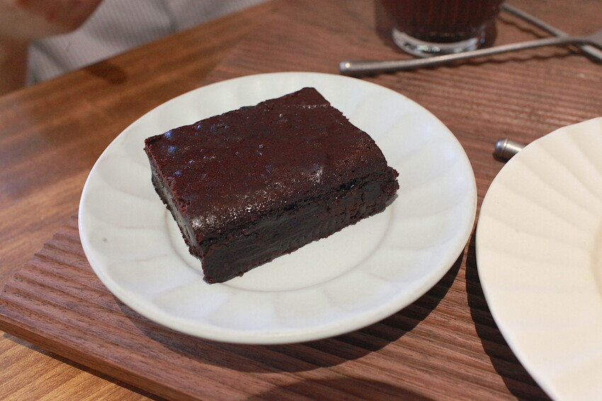 台南市北區吃。台南市|北區。「窗扉 Window Cocoa」新店搶先報報!!!!!隱身在巷弄裡老宅獨特可可飲品咖啡店,老洋房日