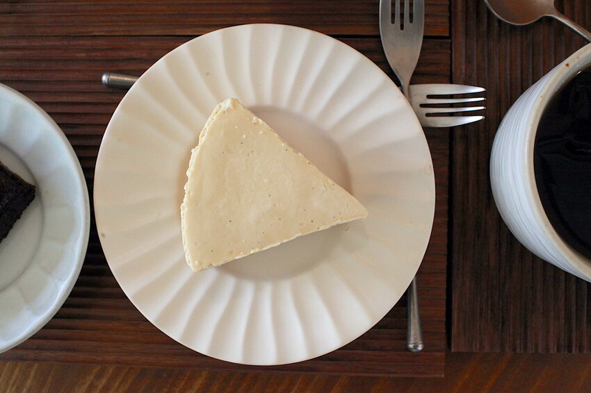 台南市北區吃。台南市|北區。「窗扉 Window Cocoa」新店搶先報報!!!!!隱身在巷弄裡老宅獨特可可飲品咖啡店,老洋房日