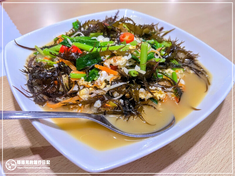 新北市金山區【食記】新北市-金山區║庚辛廚房➽無敵海景的熱炒店