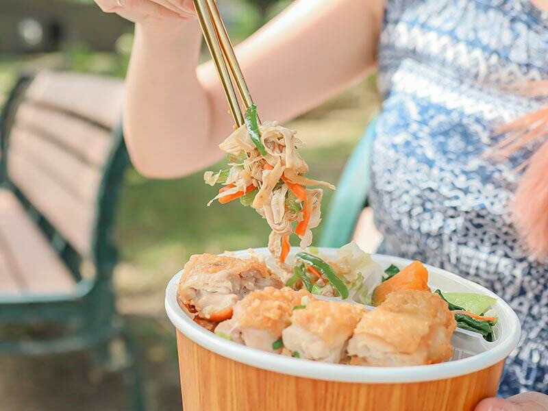 泰國老闆手作！新竹泰式外送餐盒熱賣中，椒麻雞超開胃。