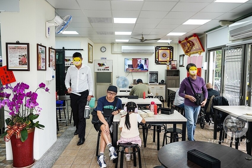 台中市西屯區台中西屯美食|宏佳火雞肉飯福林店-平價好吃的銅板小吃，香蔥火雞肉飯必點！