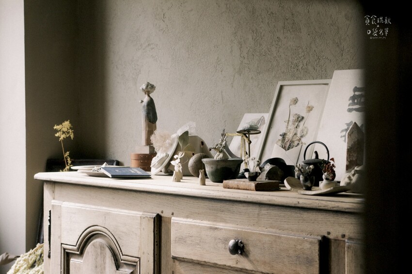 台中中區｜隱身舊城區日式昭和氛圍咖啡廳，季節限定草莓甜點一次