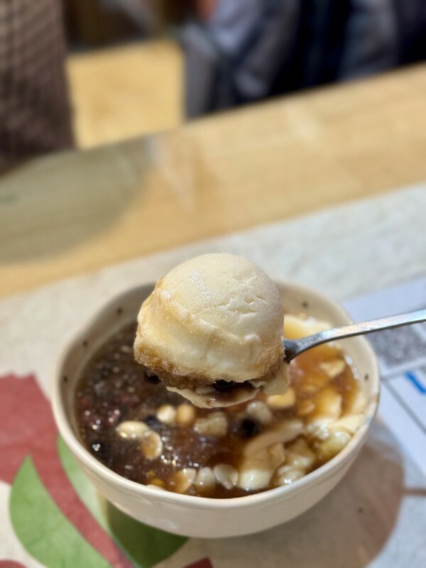 桃園市平鎮區桃園 ｜平鎮區  ｜一起豆花冰舖，鄉村風咖啡館的「豆花」店！！（桃園美食/中壢美食/平鎮美食）