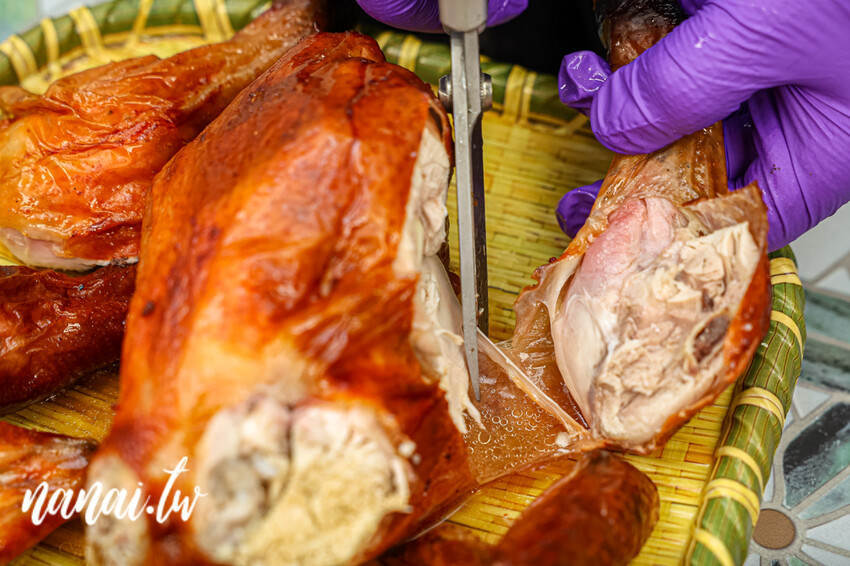 隱藏版～出爐即完售！首創越式口味招牌香檸雞、上癮胡椒雞，皮脆肉嫩超爆汁，沒預訂吃不到，越南烤雞王嘉義店