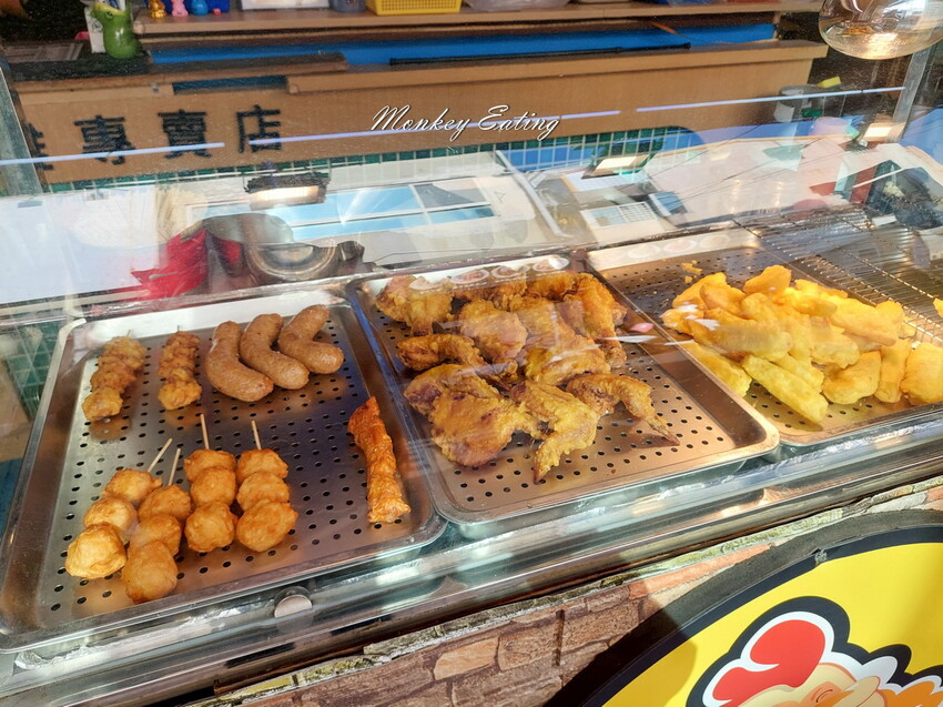 【新竹美食】蚵仔伯下港蚵嗲｜城隍廟巷子裡炸物小吃，產地直送現炸蚵嗲，餡料爆滿炸春捲 - 貪吃猴的幻想