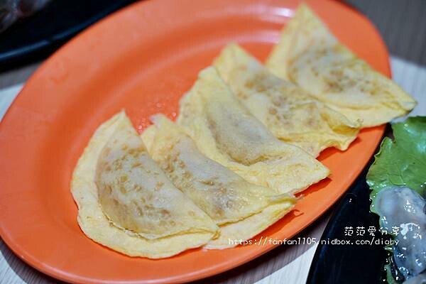 【桃園美食】小樓石頭火鍋|自助式石頭火鍋|獨家秘製炒料|大骨湯底|吃鍋聚餐的好去處 (9).JPG