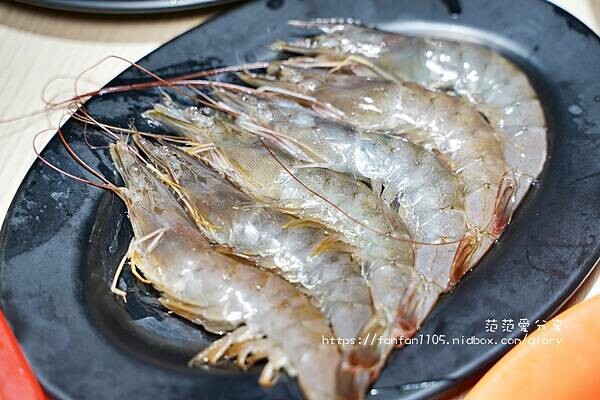 【桃園美食】小樓石頭火鍋|自助式石頭火鍋|獨家秘製炒料|大骨湯底|吃鍋聚餐的好去處 (10).JPG