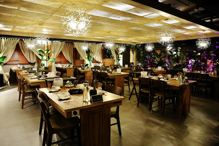 新開幕!泰滾泰式火鍋桃園店,偽出國!熱帶叢林島嶼度假風,霸氣 新開幕!泰滾泰式火鍋桃園店,偽出國!熱帶叢林島嶼度假風,霸氣