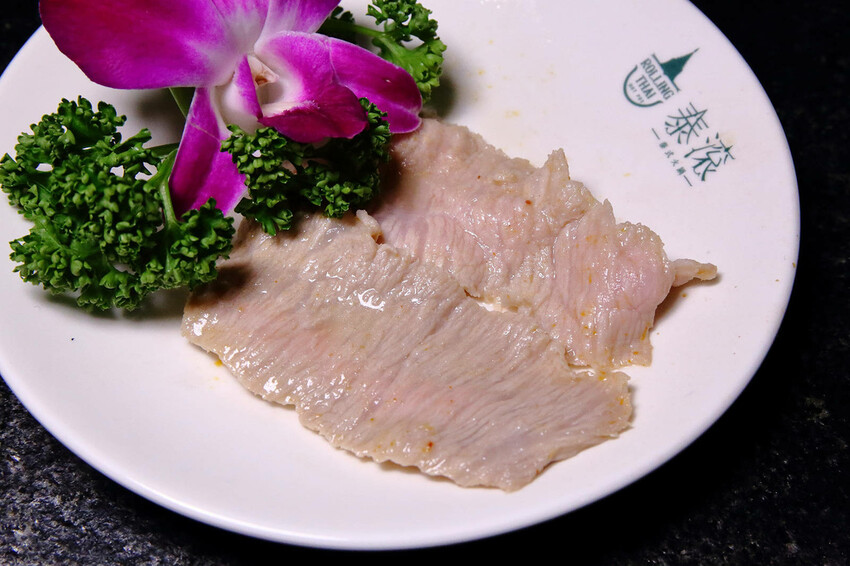 新開幕!泰滾泰式火鍋桃園店,偽出國!熱帶叢林島嶼度假風,霸氣 新開幕!泰滾泰式火鍋桃園店,偽出國!熱帶叢林島嶼度假風,霸氣