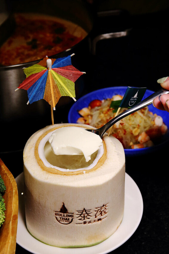 新開幕!泰滾泰式火鍋桃園店,偽出國!熱帶叢林島嶼度假風,霸氣 新開幕!泰滾泰式火鍋桃園店,偽出國!熱帶叢林島嶼度假風,霸氣