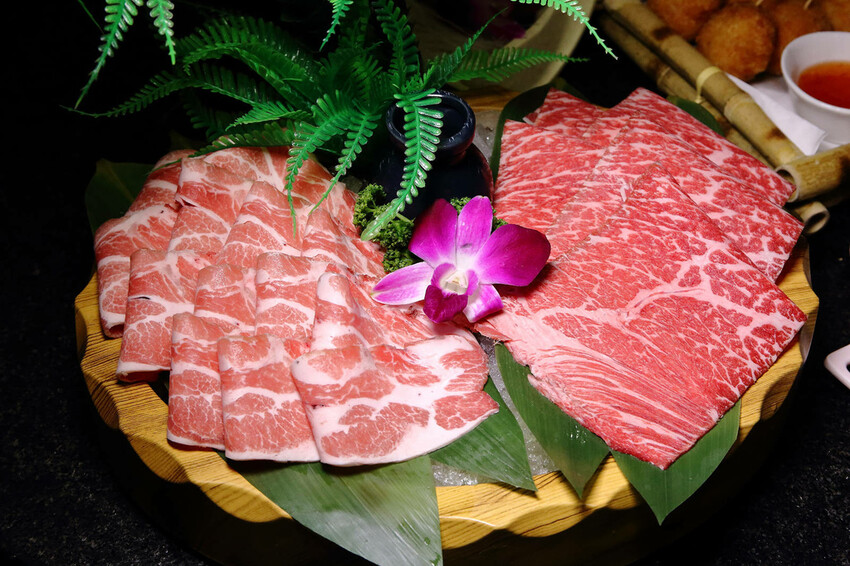 新開幕!泰滾泰式火鍋桃園店,偽出國!熱帶叢林島嶼度假風,霸氣 新開幕!泰滾泰式火鍋桃園店,偽出國!熱帶叢林島嶼度假風,霸氣