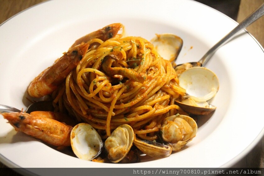 台北市中正區台北車站南陽街美食 台北義大利麵推薦！ 平價親民三份主餐免千元！料豐味美~【艾隆義式麵食館(北車店)】