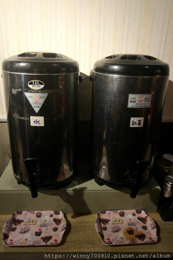 台北市中正區台北車站南陽街美食 台北義大利麵推薦！ 平價親民三份主餐免千元！料豐味美~【艾隆義式麵食館(北車店)】