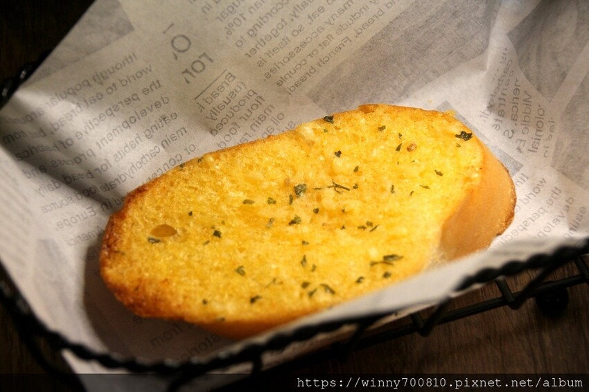 台北市中正區台北車站南陽街美食 台北義大利麵推薦！ 平價親民三份主餐免千元！料豐味美~【艾隆義式麵食館(北車店)】