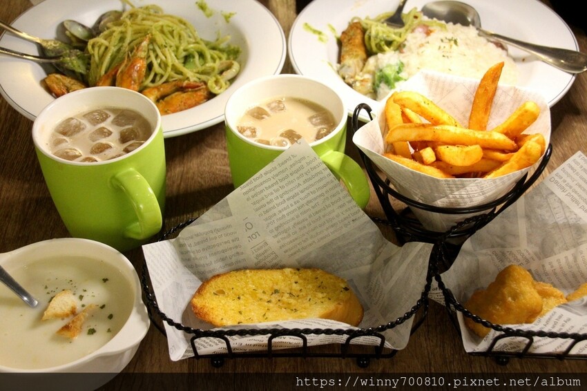 台北市中正區台北車站南陽街美食 台北義大利麵推薦！ 平價親民三份主餐免千元！料豐味美~【艾隆義式麵食館(北車店)】