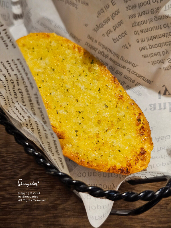 【南陽街美食】艾隆義式麵食館 北車店 台北百元義大利麵 【南陽街美食】艾隆義式麵食館 北車店 台北百元義大利麵