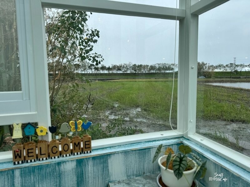 白色鄉村風咖啡甜點店【田中268 Café】不論晴雨都能浪漫 白色鄉村風咖啡甜點店【田中268 Café】不論晴雨都能浪漫