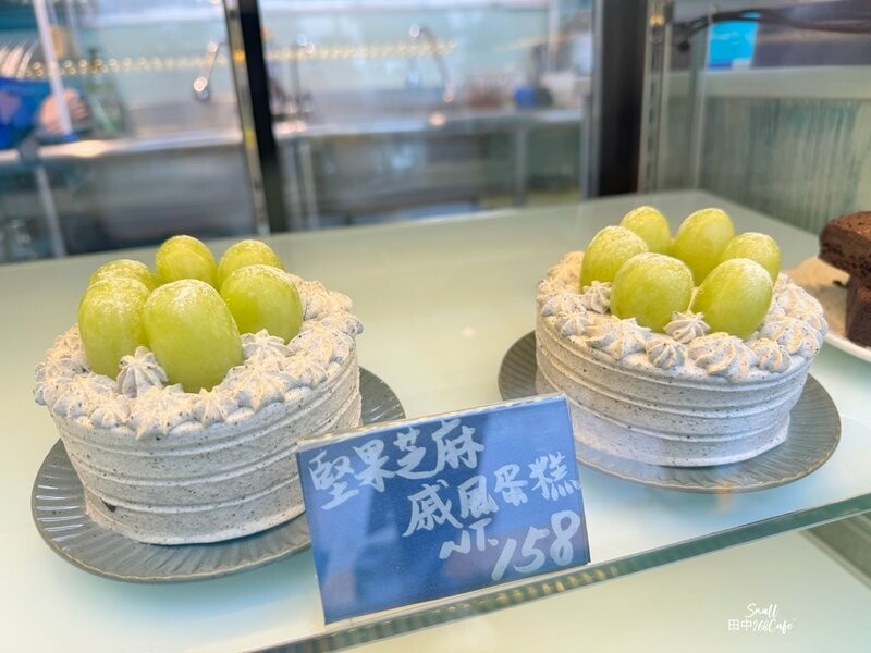 白色鄉村風咖啡甜點店【田中268 Café】不論晴雨都能浪漫 白色鄉村風咖啡甜點店【田中268 Café】不論晴雨都能浪漫