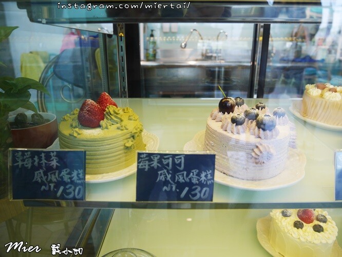 宜蘭|| 隱藏在田中央的白色咖啡館 讓人覺得很Chill 手 P1670400