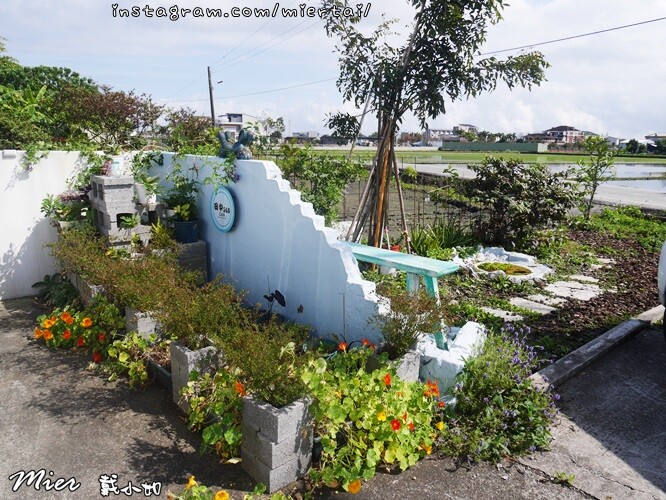 宜蘭|| 隱藏在田中央的白色咖啡館 讓人覺得很Chill 手 P1670424