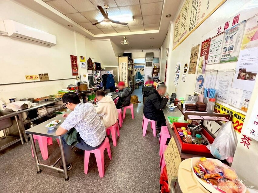 台中市北區康家小吃(堂肉圓)-不只賣肉圓,一大早還能買便當