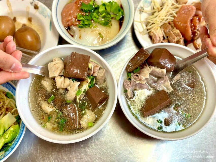 台中市北區康家小吃(堂肉圓)-不只賣肉圓,一大早還能買便當