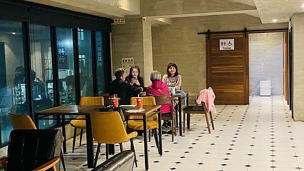 IMG_6272.jpg IMG_6272.jpg