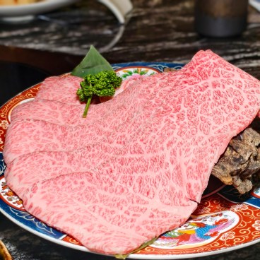 台北大安區壽喜燒！新品牌橋山壽喜燒，關西關東壽喜燒兩種吃法一次滿足。