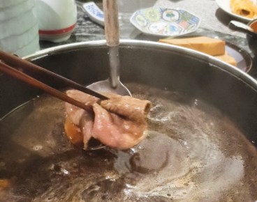 台北大安區壽喜燒！新品牌橋山壽喜燒，關西關東壽喜燒兩種吃法一次滿足。