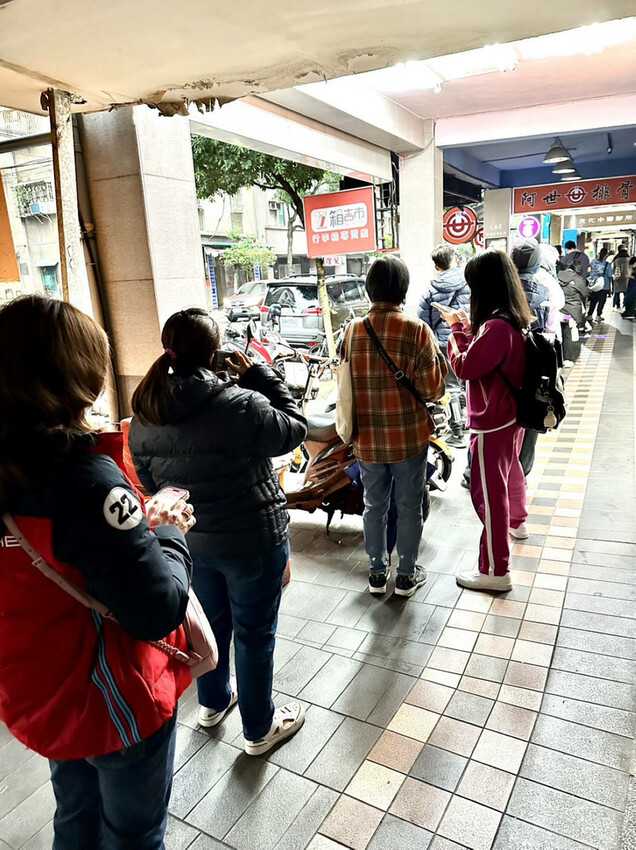 久等了！阿世排骨隆重回歸，永和人的回憶！