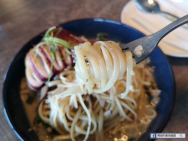 基隆市中正區基隆好食城美食【布娜飛比利時啤酒餐廳基隆好食城店】基隆海景餐廳、義式手工窯烤披薩美食