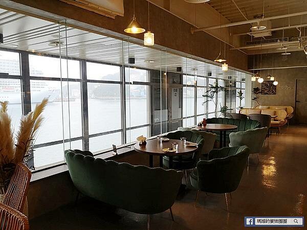 基隆市中正區基隆好食城美食【布娜飛比利時啤酒餐廳基隆好食城店】基隆海景餐廳、義式手工窯烤披薩美食