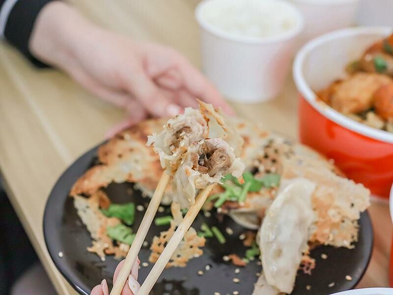 新竹東區宵夜麻辣干鍋｜麻的小辛辣超夠味，辣妹鍋超狂推薦。